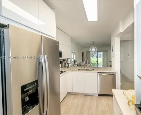 9856 Nob Hill Lane Sunrise FL 33351