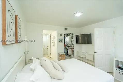 9856 Nob Hill Lane Sunrise FL 33351