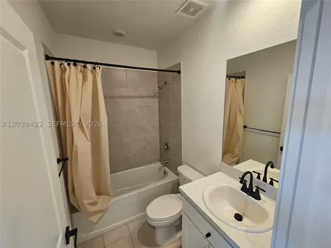 1473 NE 5th Avenue Florida City FL 33034