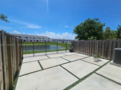 1473 NE 5th Avenue Florida City FL 33034