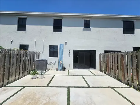 1473 NE 5th Avenue Florida City FL 33034