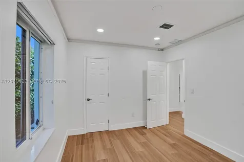213 NE 43rd Street Miami FL 33137