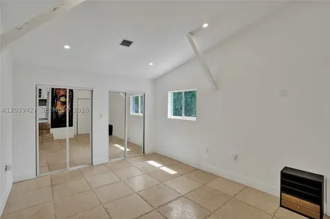 213 NE 43rd Street Miami FL 33137