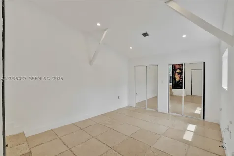 213 NE 43rd Street Miami FL 33137