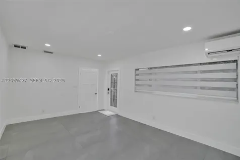 213 NE 43rd Street Miami FL 33137