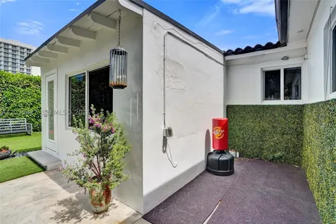 213 NE 43rd Street Miami FL 33137