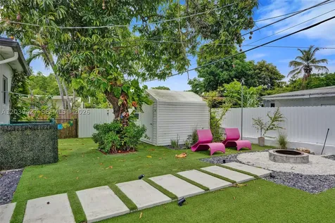 213 NE 43rd Street Miami FL 33137