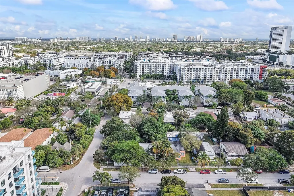 100 NE 5th Street Fort Lauderdale FL 33301