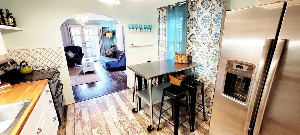 100 NE 5th Street Fort Lauderdale FL 33301
