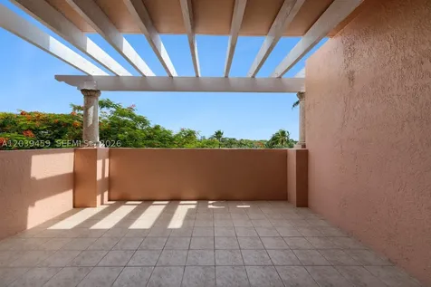 10 Edgewater Drive Coral Gables FL 33133