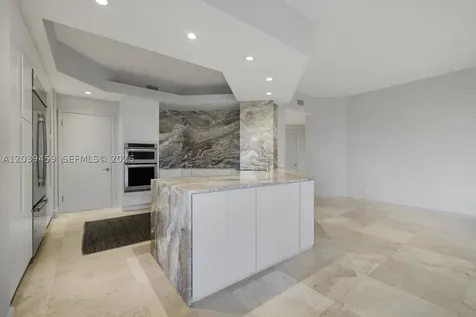 10 Edgewater Drive Coral Gables FL 33133