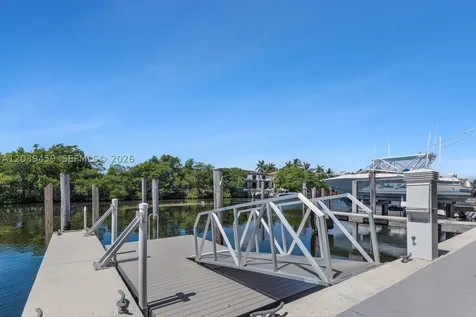 10 Edgewater Drive Coral Gables FL 33133