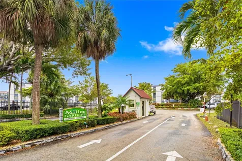 5900 SW 127th Avenue Miami FL 33183