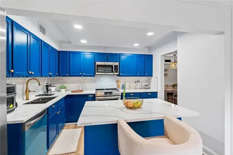 5900 SW 127th Avenue Miami FL 33183