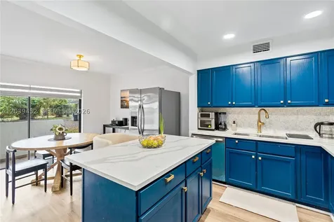 5900 SW 127th Avenue Miami FL 33183