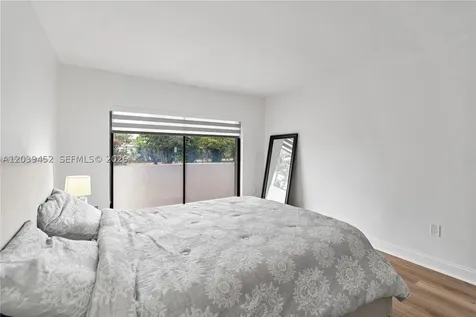 5900 SW 127th Avenue Miami FL 33183