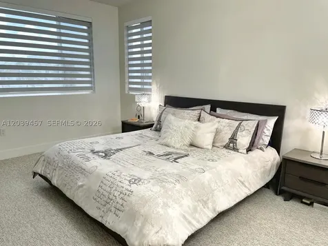 7243 NW 103rd Path Doral FL 33178