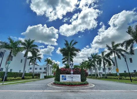 7243 NW 103rd Path Doral FL 33178