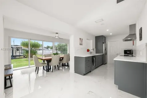 4224 Lake Vista Sebring FL 33875