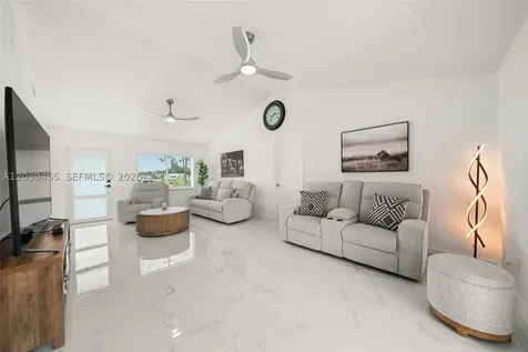 4224 Lake Vista Sebring FL 33875