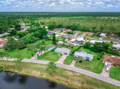 4224 Lake Vista Sebring FL 33875