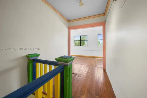 819 5th Street Miami Beach FL 33139