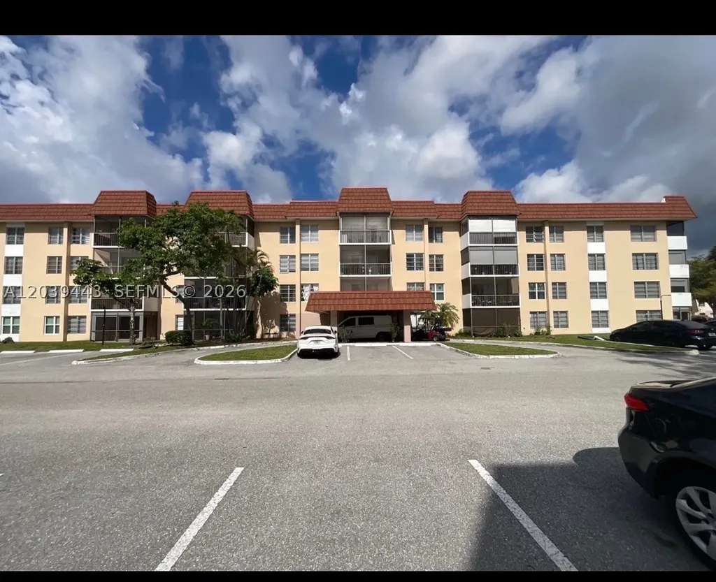 4152 Inverrary Drive Lauderhill FL 33319