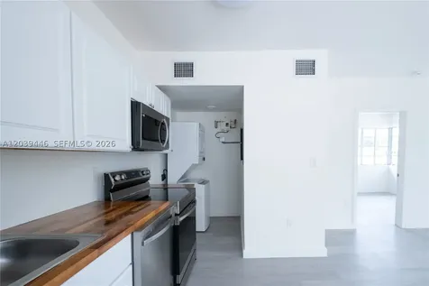 423 NE 71st Street Miami FL 33138
