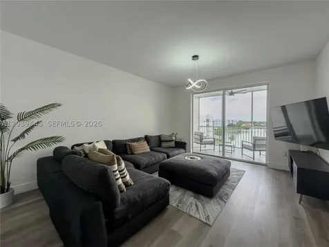 10750 NW 66th Street Doral FL 33178
