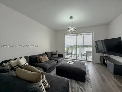 10750 NW 66th Street Doral FL 33178