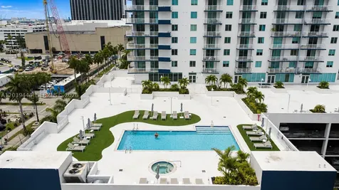 275 NE 18th Street Miami FL 33132