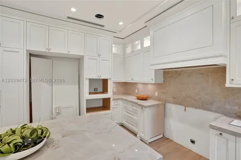 7212 SW 52nd Court Miami FL 33143