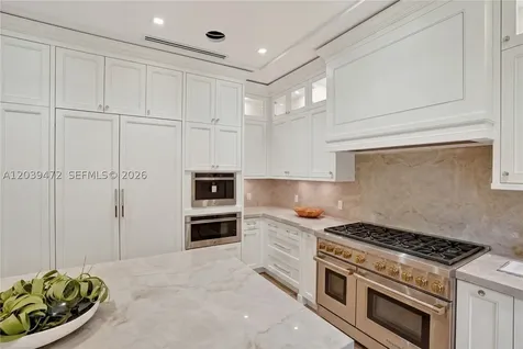 7212 SW 52nd Court Miami FL 33143
