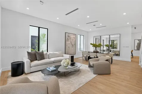 7212 SW 52nd Court Miami FL 33143