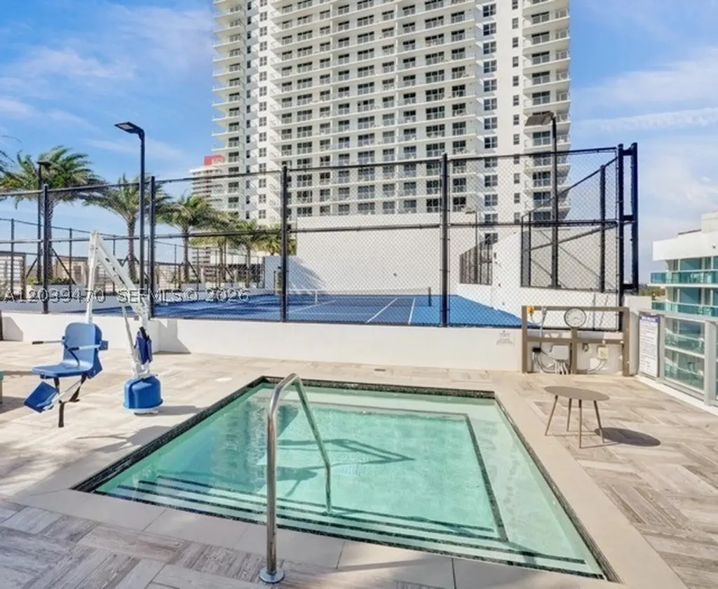 4010 S Ocean Drive Hollywood FL 33019