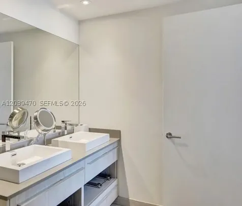 4010 S Ocean Drive Hollywood FL 33019