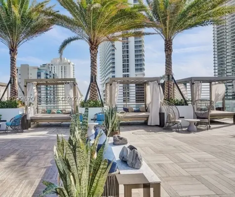 4010 S Ocean Drive Hollywood FL 33019