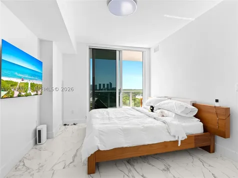 16385 Biscayne Boulevard North Miami Beach FL 33160