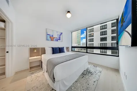 225 N Miami Avenue Miami FL 33128