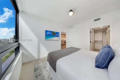 225 N Miami Avenue Miami FL 33128