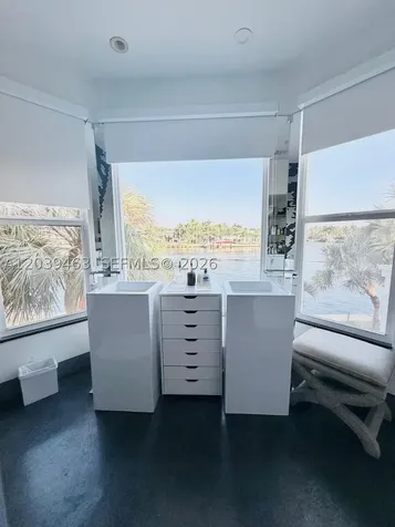 21025 NE 38th Aventura FL 33180