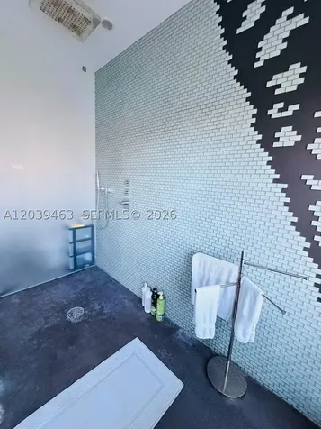 21025 NE 38th Aventura FL 33180