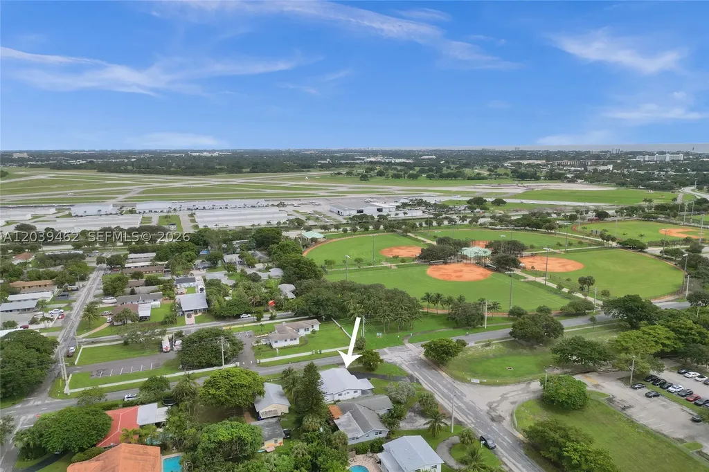 1220 NE 8 Street Pompano Beach FL 33060