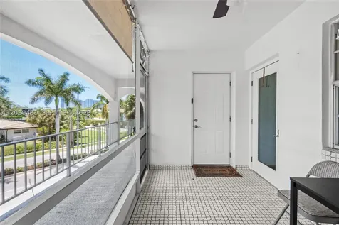 541 Blue Heron Drive Hallandale Beach FL 33009