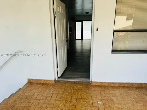 215 NW 35th Avenue Miami FL 33125