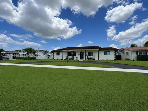 4301 Adams Street Hollywood FL 33021