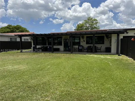 4301 Adams Street Hollywood FL 33021