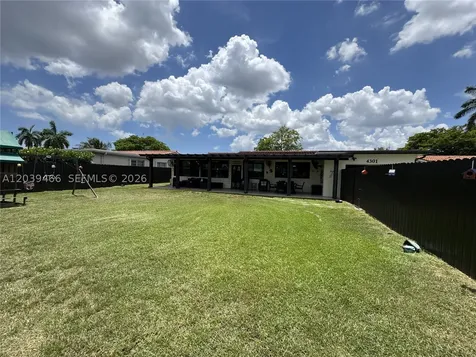 4301 Adams Street Hollywood FL 33021
