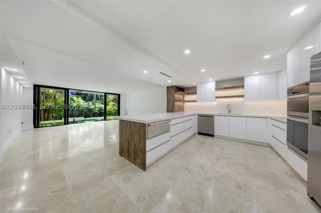 101 Ocean Lane Drive Key Biscayne FL 33149