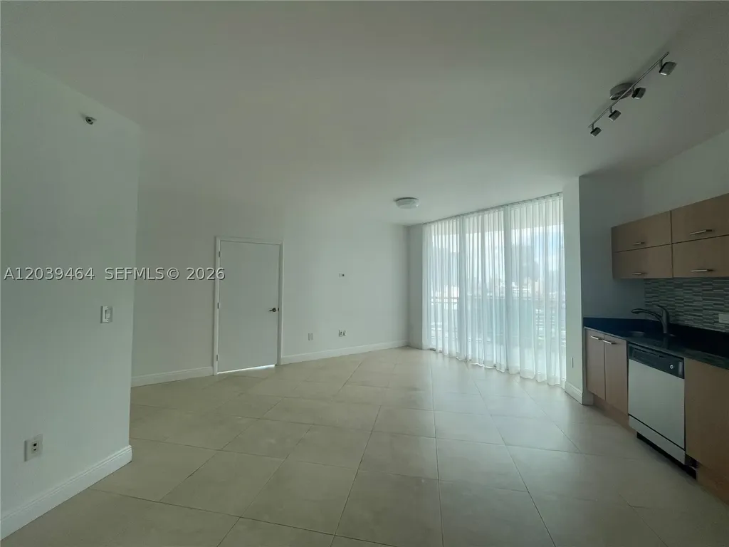 350 S Miami Avenue Miami FL 33130
